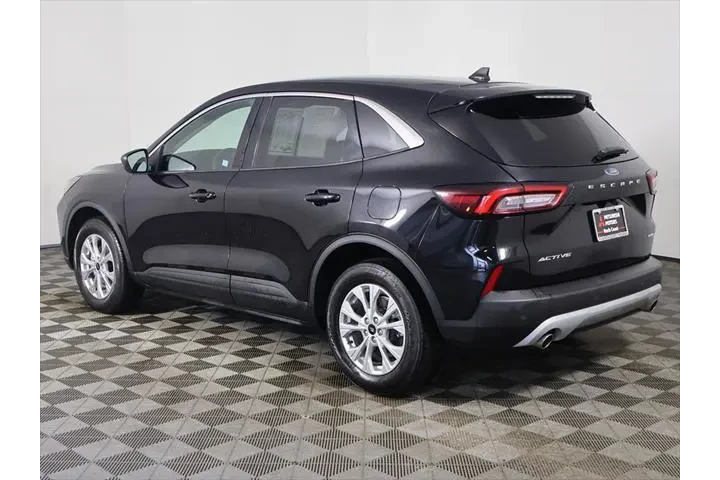 $20493 : Ford Escape 2023 AWD Active image 9