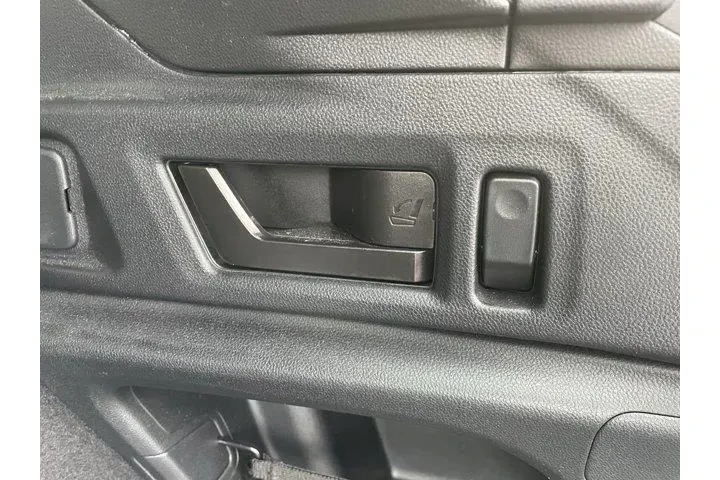 $32988 : Subaru Outback 2025 AWD Prem image 7