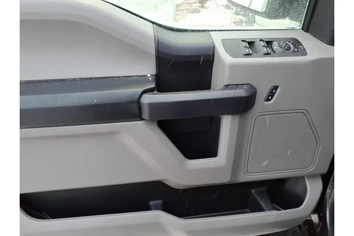 $25894 : Ford F-150 2019 4x4 Lariat 4 image 7