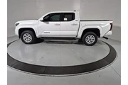 $37874 : Toyota Tacoma 2025 4x4 SR5 4 thumbnail