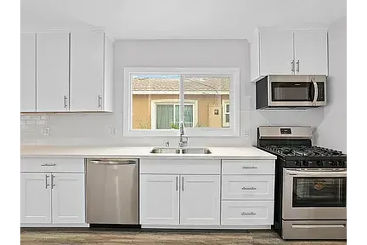 $2350 : Open House Ready image 5