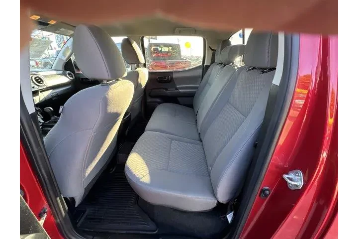 $23687 : Toyota Tacoma 2021 4x2 SR5 4 image 10