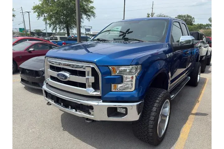 $26750 : Ford F-150 2017 4x4 Lariat 4 image 2