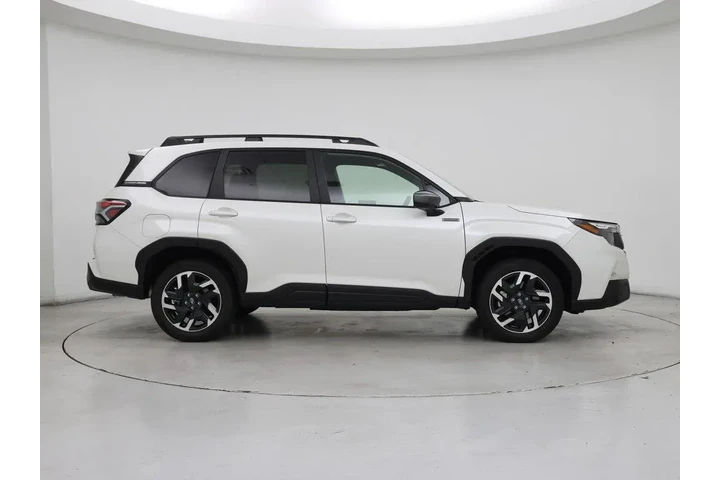 $36998 : Subaru Forester 2025 AWD Pre image 7