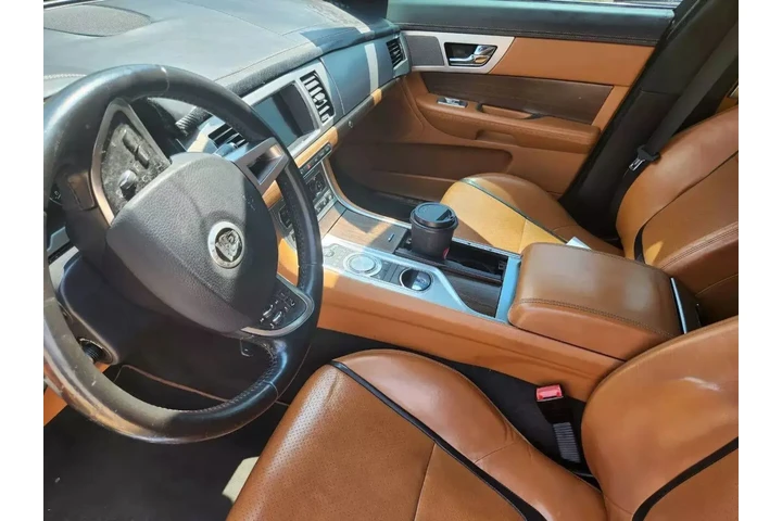 $14995 : 2013 JAGUAR XF2013 JAGUAR XF image 8