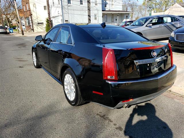 2013 CTS Luxury image 3