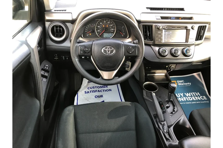 $12950 : 2015 RAV4 LE AWD image 10