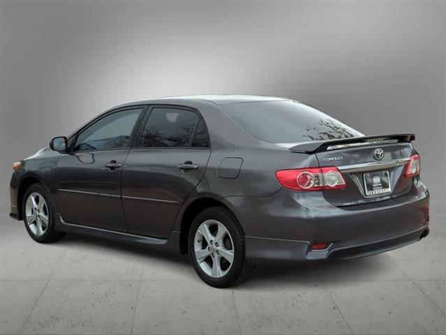 $10200 : Pre-Owned 2013 Toyota Corolla image 3