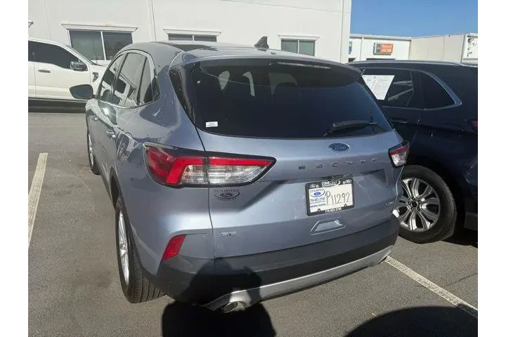 $18998 : Ford Escape 2022 AWD SE 4dr image 5