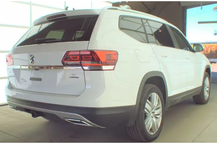 2019 Atlas V6 SE 4Motion image 6