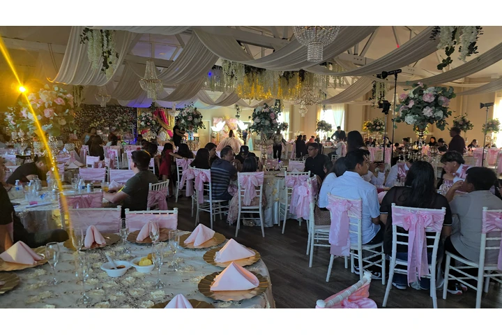 SALON DE FIESTAS image 2