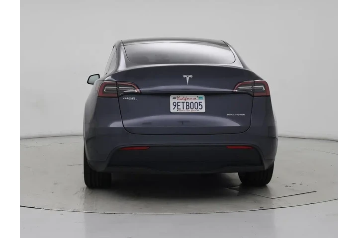 $35998 : Tesla Model Y 2023 AWD Long image 6
