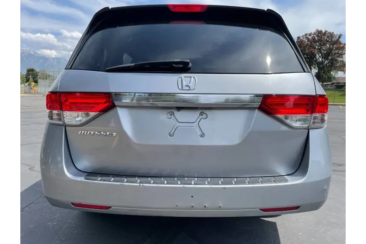 $9400 : 2017 Odyssey LX image 9