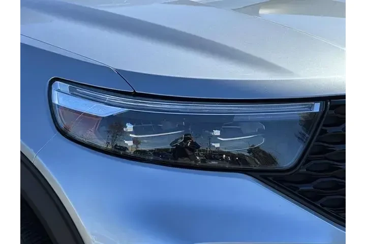 $39995 : Ford Explorer 2022 AWD ST 4d image 8