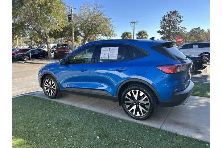 $17891 : Ford Escape Hybrid 2020 SE S image 8