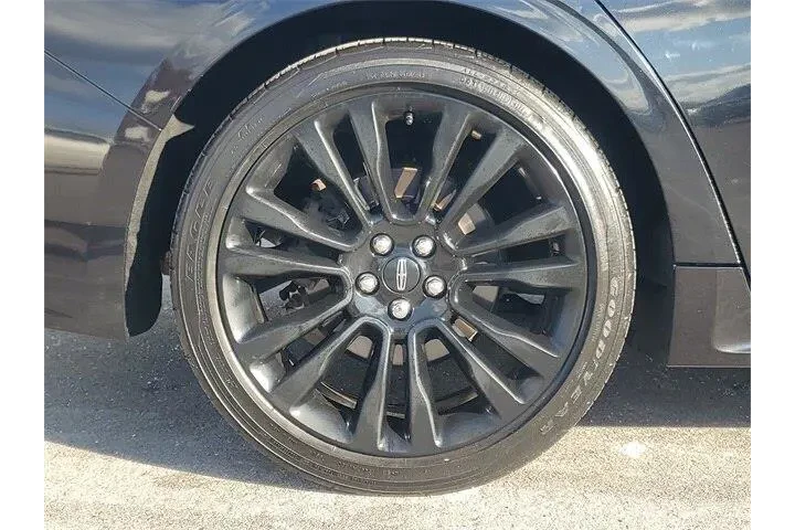 $18988 : Lincoln Continental 2019 AWD image 9