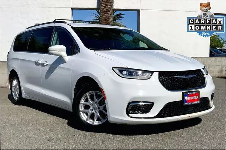 $25985 : Chrysler Pacifica 2022 Touri image 2