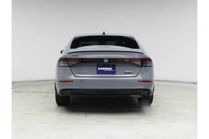 $29998 : Honda Accord Hybrid 2024 Spo image 6