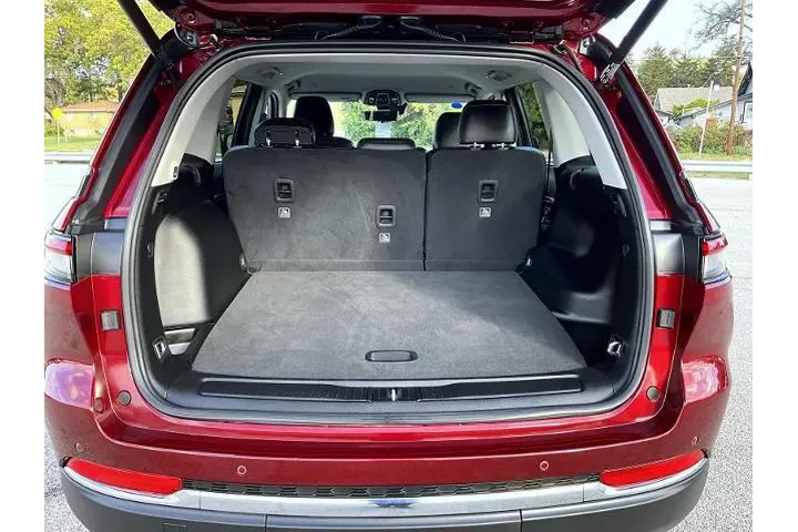 $31995 : Jeep Grand Cherokee 2023 4x4 image 9