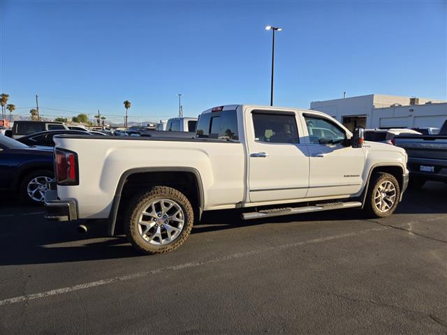 $33260 : Pre-Owned 2017 Sierra 1500 SLT image 10