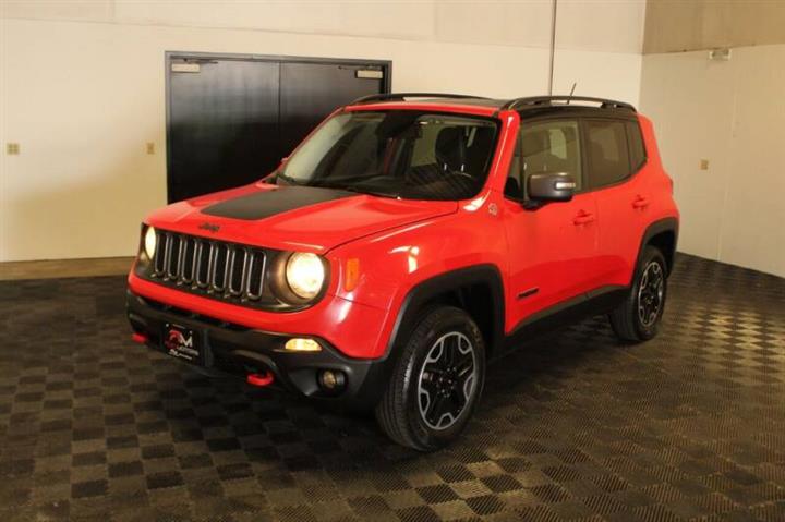 $14500 : 2016 Renegade Trailhawk image 8