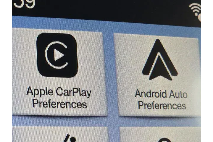 $18746 : Ford Explorer 2019 AWD Limit image 4