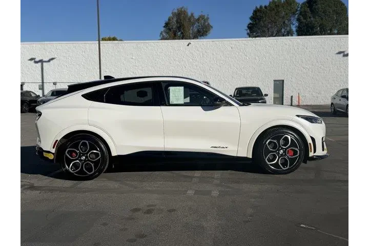 $27995 : Ford Mustang Mach-E 2022 AWD image 8