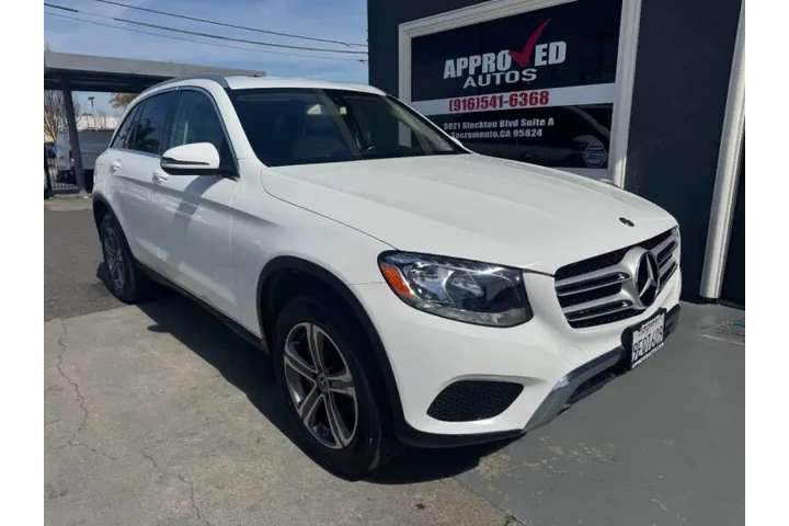 $12998 : 2019 Mercedes-Benz GLC GLC 300 image 1