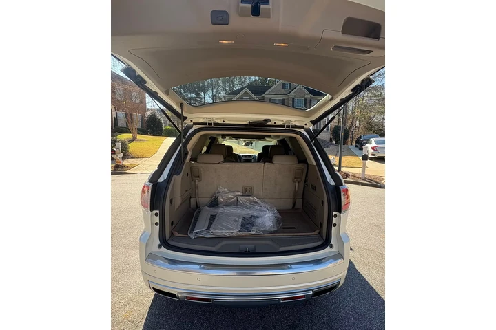 $4900 : 2015 GMC Acadia Denali image 9