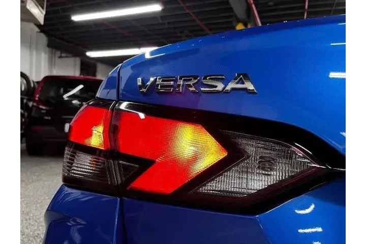 $13495 : Nissan Versa 2021 SV 4dr Sed image 7