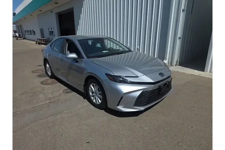$34900 : Toyota Camry 2026 SE 4dr Sed image 1
