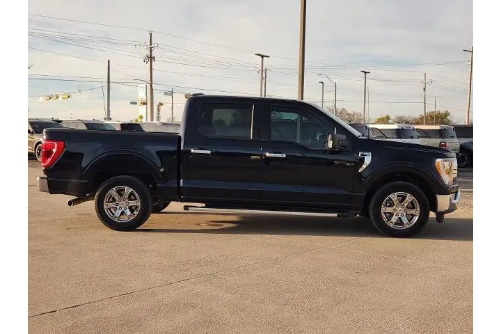 $33707 : Ford F-150 2023 4x2 XLT 4dr image 7