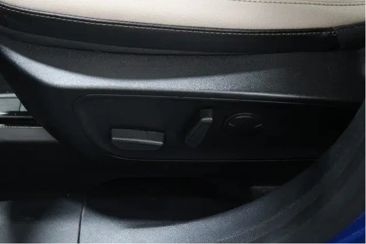 $19988 : Ford Escape 2020 AWD SEL 4dr image 7