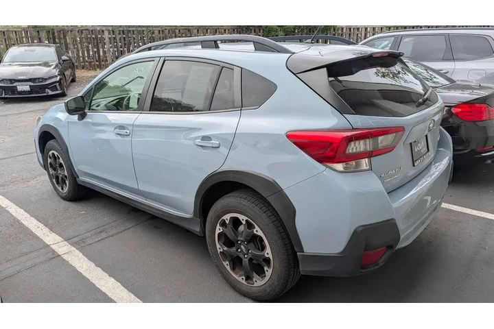 $23699 : 2022 Crosstrek image 3