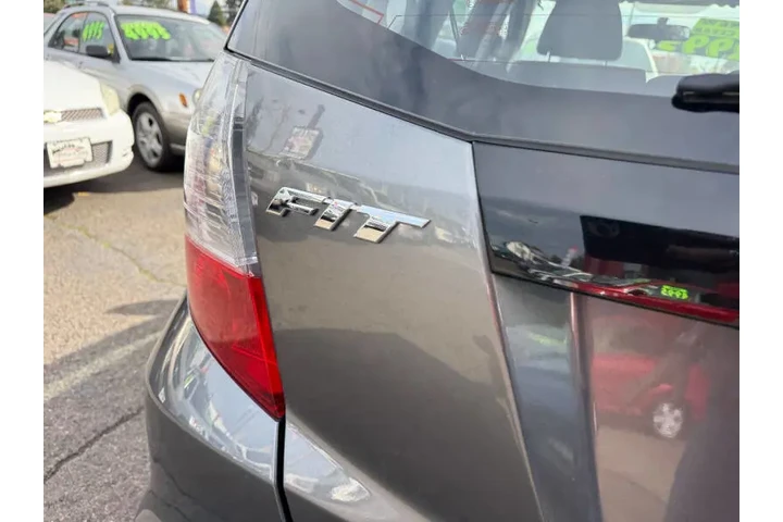 $12498 : 2013 Fit Sport image 8