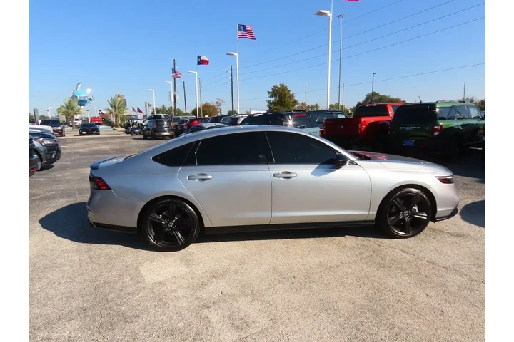 $26999 : Honda Accord Hybrid 2024 Spo image 10