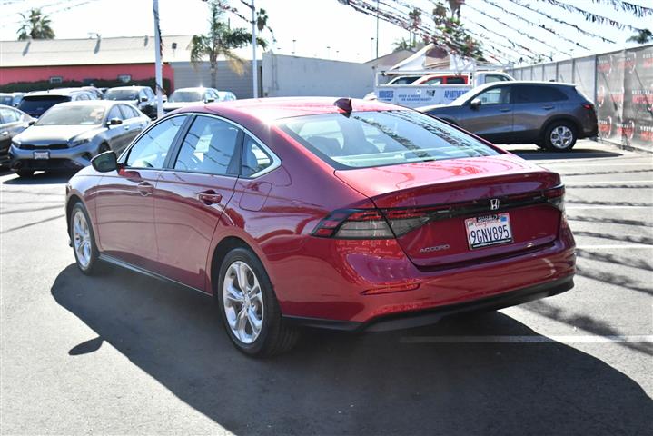 $23574 : Accord Sedan LX image 6