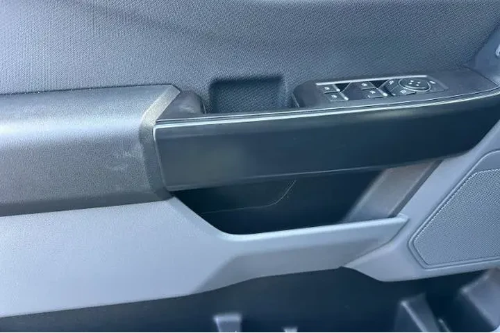 $33888 : Ford F-150 Lightning 2022 AW image 8