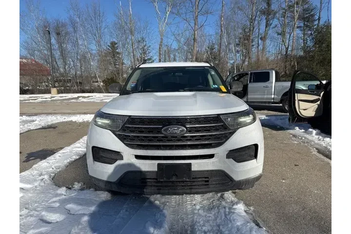 $20454 : Ford Explorer 2020 AWD XLT 4 image 2