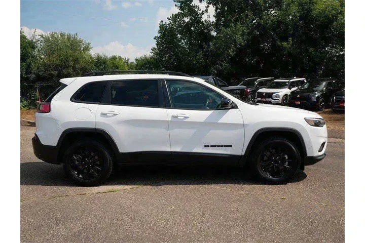 $21796 : Jeep Cherokee 2023 4x4 Altit image 8