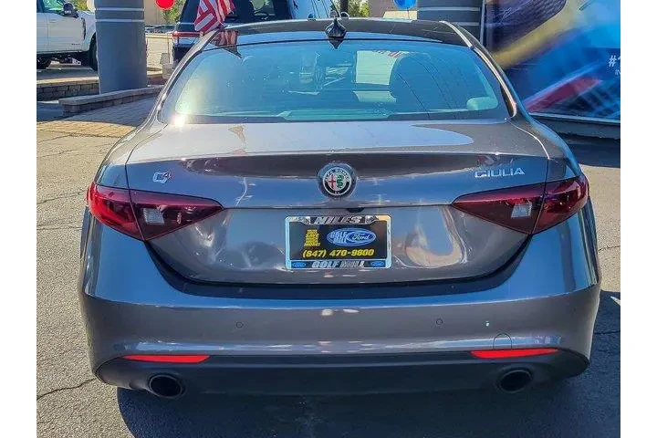$27894 : Alfa Romeo Giulia 2022 AWD T image 6