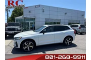 $33710 : 2022 XC60 Recharge Plug-In Hy thumbnail