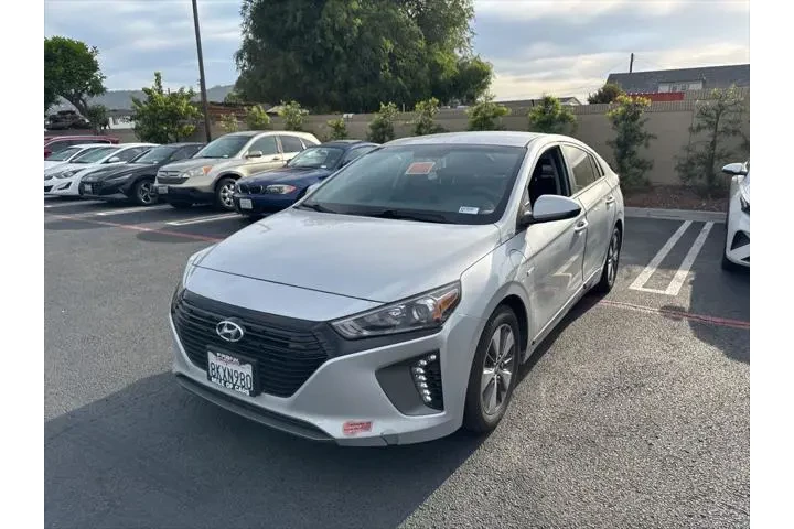 $14995 : Hyundai IONIQ Plug-in Hybrid image 1