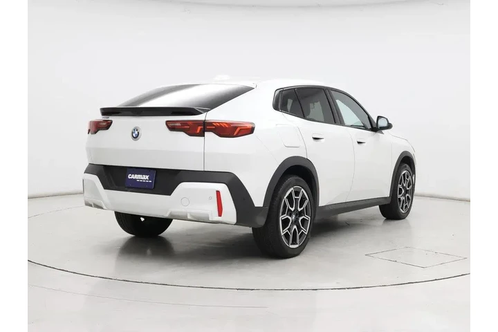 $33998 : BMW X2 2025 AWD xDrive28i 4d image 8