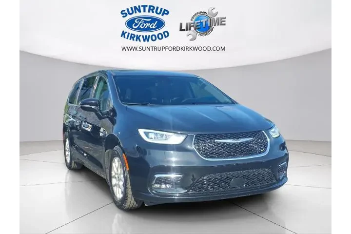 $26674 : Chrysler Pacifica 2024 Touri image 2