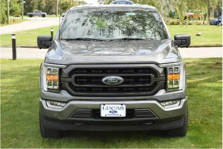 $32990 : Ford F-150 2021 4x4 XLT 4dr image 2