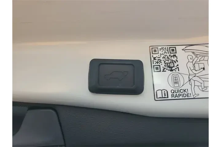 $34990 : Toyota RAV4 Hybrid 2024 AWD image 10