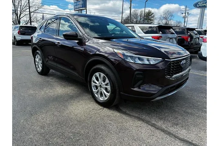 $27988 : Ford Escape 2023 AWD Active image 3