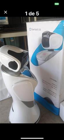 $2500 : Vendo ROBOT SANBOT image 2