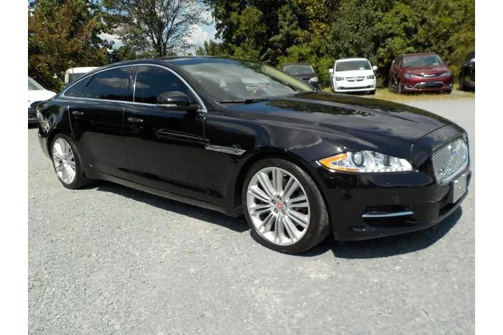 $16497 : 2015 XJ-Series XJL Portfolio image 7